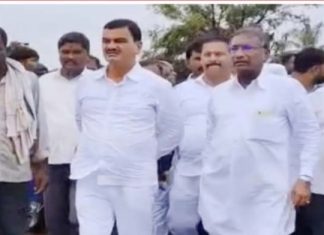 पूरग्रस्तबाधित शेतकऱ्यांचे आणि परिसराचे पंचनामे तातडीने करा,मदतीसाठी शासन सज्ज आहे :- कृषिमंत्री दत्तात्रय भरणे…