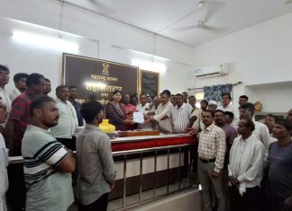 अवकाळी पावसामुळे धान,कापूस,सोयाबीन पिकांचे अतोनात नुकसान… — सरसकट नुकसान भरपाई देण्याबाबतचे दिले तहसीलदार चिमूर यांना निवेदन…