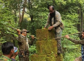 ब्रेकिंग न्यूज… — दराची जंगल परिसरात नक्षल स्मारक केले उध्वस्त….