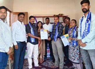 आजादमध्ये पक्ष प्रवेशाची लाट!… — भाजप- काँग्रेस वर साधला निशाणा… — निवडणुकीच्या तोंडावर गडचिरोलीत आजाद समाज पार्टीचा वाढता प्रभाव…