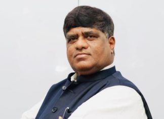 सामाजिक संवेदनशीलता,जनभावनेला प्राधान्य आवश्यक:- डॉ.हुलगेश चलवादी… — बारामती पोटनिवडणूक,कॉंग्रेसच्या भूमिकेवर ‘आरपीआय’ची टीका…