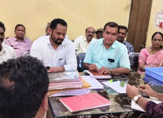 नगर परिषद पदाधिकारी व पत्रकारांची विद्युत वितरण कार्यालयावर धडक…