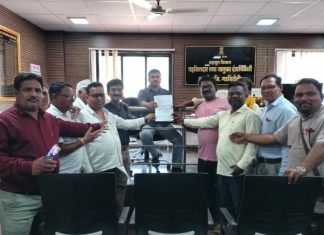 पत्रकारावरील अन्याय दूर करीत वृत्तपत्रांना दरवाढ द्या… — व्हाईस ऑफ मीडियाची कूरखेडा तहसीलदार मार्फत मुख्यमंत्र्याकडे मागणी…