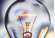 पिंपरी बुद्रुक ते नरसिंहपुर परिसरातील शेतकऱ्यासह उद्योजक संतप्त… — भारनियमनाची संध्याकाळची वेळ बदलण्याची मागणी… — संध्याकाळी सहा ते दहा चार तासा पैकी कपात करून दिवसा दोन तास करण्यात यावे…