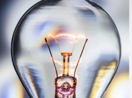 पिंपरी बुद्रुक ते नरसिंहपुर परिसरातील शेतकऱ्यासह उद्योजक संतप्त… — भारनियमनाची संध्याकाळची वेळ बदलण्याची मागणी… — संध्याकाळी सहा ते दहा चार तासा पैकी कपात करून दिवसा दोन तास करण्यात यावे…