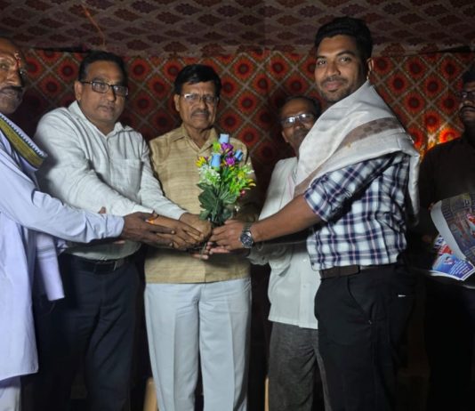 शासकीय सेवेत सेवा देणाऱ्या युवकांचा सत्कार सोहळा…