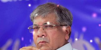 मुख्यमंत्री सभागृहात खोटं बोलले,आम्ही प्रकरण दाबू देणार नाही :- अँड.प्रकाश आंबेडकर… — २७ पोलिसांसह अधिकाऱ्यांना जेलमध्ये घातल्याशिवाय स्वस्थ बसणार नाही!