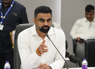 आळंदीतील दर्शनबारीसाठी कायमस्वरूपी जागेवर सकारात्मक चर्चा,आषाढी वारी तयारीचा आढावा…