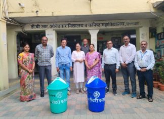 “पृथ्वी दिवस पर,रोटरी क्लब द्वारा डस्टबिन वितरण कार्यक्रम हुआ संपन्न।