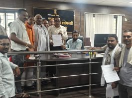 गोमाताचे संरक्षण व राष्ट्रमाता घोषित करा… — देशाचे सन्माननीय राष्ट्रपती,पंतप्रधान, राज्याचे राज्यपाल,मुख्यमंत्री यांना तहसीलदारांना मार्फतीने निवेदन सादर…