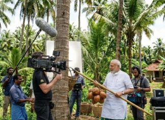 केरल के लोग बहकाचवे में नहीं आते,”झुठे बोलणेवालोंको बेनकाब करते है।,”वहा नौटंकी नहीं चलती। — विधानसभा चुनाव का राजरंग।…