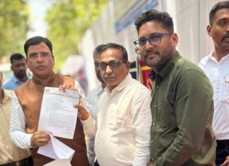 दिव्यांग बांधवाच्या समस्या निकाली काढण्यासाठी सहपालकमंत्री ना.आशिष जयस्वाल यांना भाजपा तालुकाध्यक्ष चांगदेव फाये यांनी दिले निवेदन!… — समस्या सोडविण्यासाठी प्रयत्न करण्याचे दिले आश्वासन.