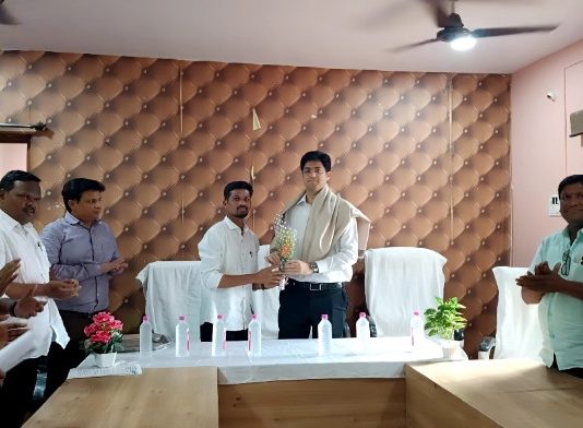 जिल्हाधिकारी यांचेकडून आरमोरी शहरातील विविध विकास कामांची पाहणी…