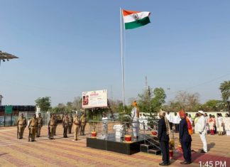 १ मे महाराष्ट्र दिनी पहिल्यांदाच धानोरा येथील तहसील कार्यालयात आमदार मिलिंद नरोटे यांच्या हस्ते ध्वजारोहण…