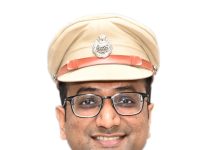 “It is simply unbelievable – have the Chimur and Bhisi police actually started performing their duties? — Did the previously dormant, derelict police officers suddenly spring into action the moment the Chandrapur District Superintendent of Police was transferred? — When will the Revenue Department officials finally wake up from their slumber? — The police have still not turned their gaze toward the illegal betting rackets, illicit liquor trade, unauthorized gravel and sand mining operations, or the prostitution rings…