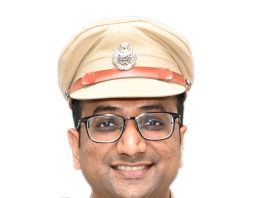 “It is simply unbelievable – have the Chimur and Bhisi police actually started performing their duties? — Did the previously dormant, derelict police officers suddenly spring into action the moment the Chandrapur District Superintendent of Police was transferred? — When will the Revenue Department officials finally wake up from their slumber? — The police have still not turned their gaze toward the illegal betting rackets, illicit liquor trade, unauthorized gravel and sand mining operations, or the prostitution rings…