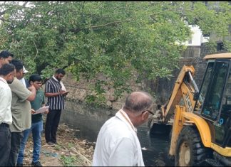 मान्सूनपूर्व नाले स्वच्छता मोहीमेस सुरवात… — १५ जुनपर्यंत काम संपविण्याचे आयुक्तांचे सक्त निर्देश… — नाल्यावरील अतिक्रमणांवर होणार कारवाई….