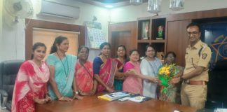 ‘सहज सुचलं’ महिला ग्रुपतर्फे चंद्रपूरचे पोलिस अधीक्षक आयुष नोपानी यांचे स्वागत…. — विविध सामाजिक विषयांवर साधला महिलांनी सकारात्मक संवाद!…