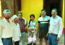 भर उन्हात विद्यार्थ्यांची व शिक्षकांची अकरावी प्रवेशासाठी पायपीट…. — शिक्षणासाठी जिद्दीचा प्रवास…