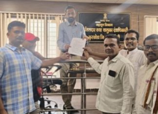 घरकूल व वैयक्तिक बांधकामाकरीता शासकीय योजनेतून रेती उपलब्ध करून द्या :- नागरीकांचे कूरखेडा तहसीलदाराना निवेदन…