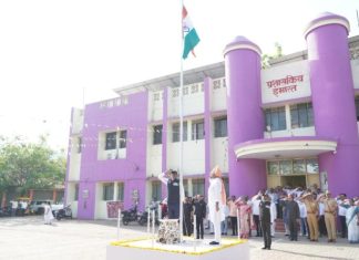 महाराष्ट्र दिनानिमित्त तहसील कार्यालयात ध्वजारोहण, आमदार बंटीभाऊ भांगडिया यांच्या हस्ते कार्यक्रम उत्साहात संपन्न…