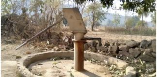 चिमूर तालुकातंर्गत पाणी टंचाईकडे तहसीलदार आणि संवर्ग विकास अधिकाऱ्यांनी वेळीच लक्ष दिले पाहिजे? — महिला हैराण!…