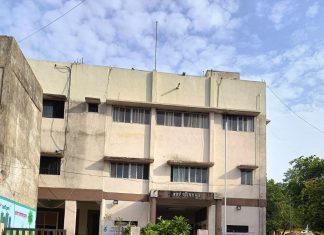 घनकचऱ्याच्या नादात नगरसेवक भरकटले..? — शहर तहानलेला,हे गेले “पिकनिक” ला?